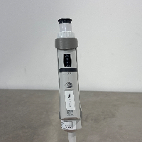 Eppendorf Research Plus Pipettes x6 With Stand image 0